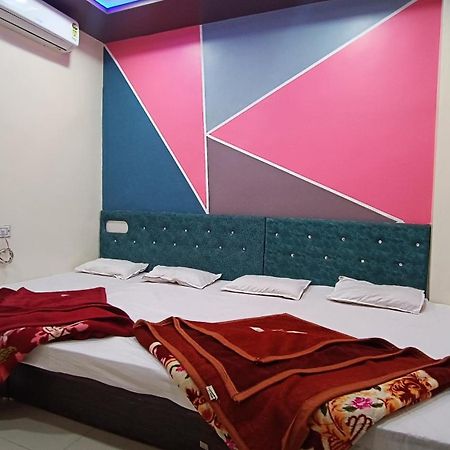 Hardik Palace Ujjain Εξωτερικό φωτογραφία