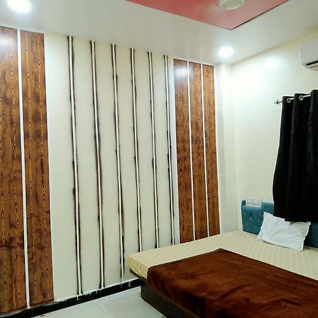 Hardik Palace Ujjain Εξωτερικό φωτογραφία