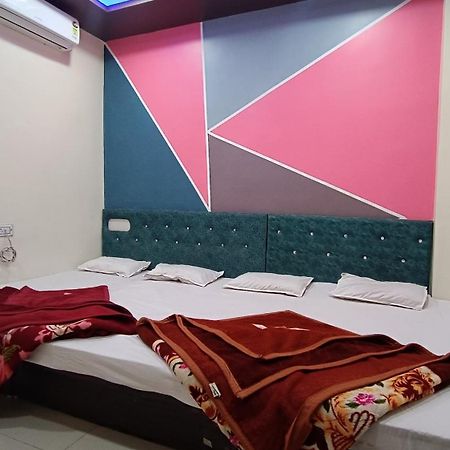 Hardik Palace Ujjain Εξωτερικό φωτογραφία