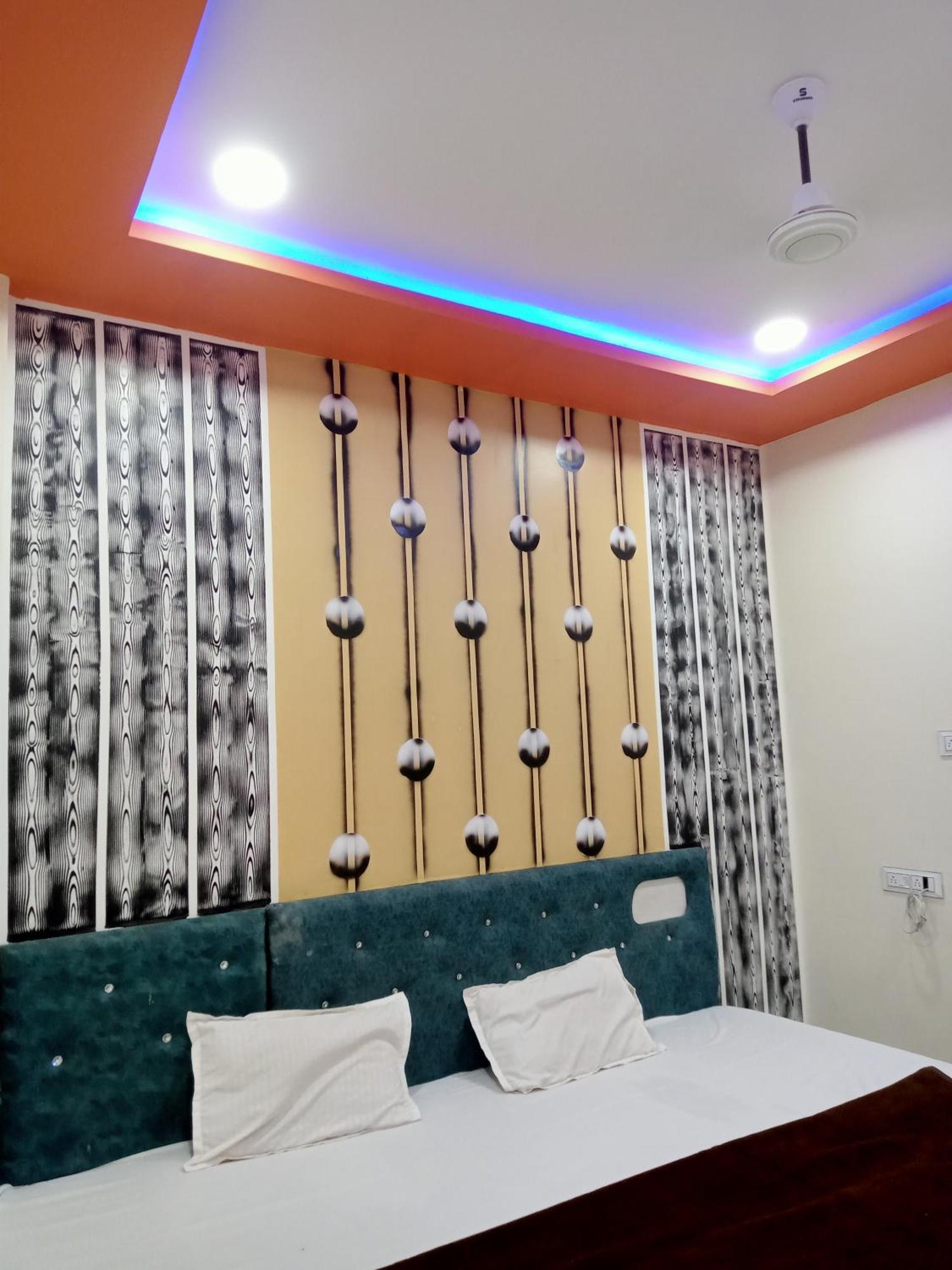 Hardik Palace Ujjain Εξωτερικό φωτογραφία